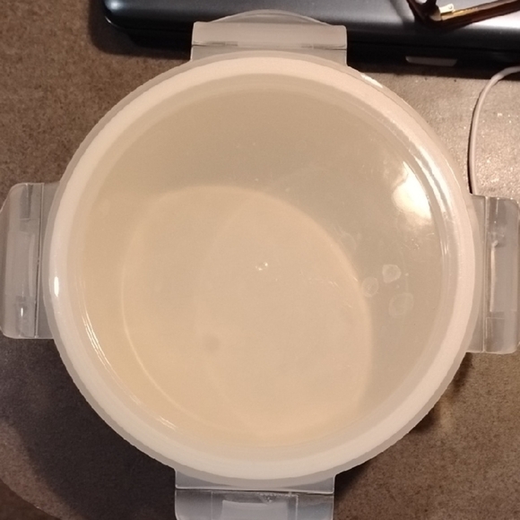 Pfaltzgraff Tea Rose Ceramic Bowl with Lid - Picture 7 of 8